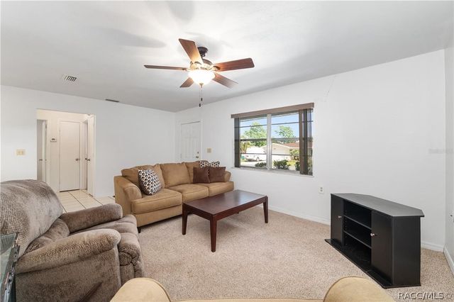 9317 E Crescent Drive, Inverness, FL 34450