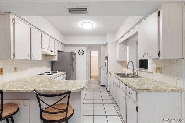 9317 E Crescent Drive, Inverness, FL 34450