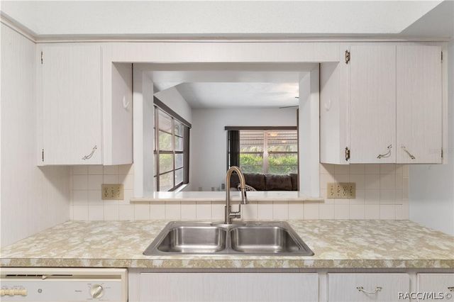 9317 E Crescent Drive, Inverness, FL 34450