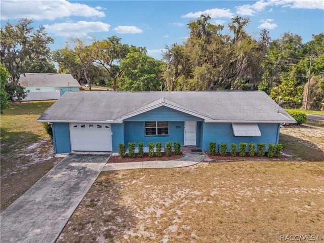 9317 E Crescent Drive, Inverness, FL 34450