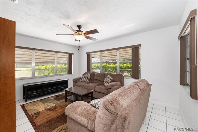 9317 E Crescent Drive, Inverness, FL 34450