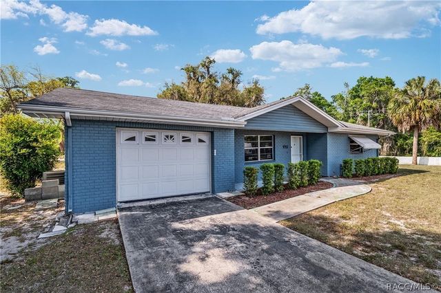 9317 E Crescent Drive, Inverness, FL 34450