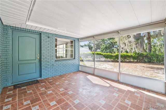 9317 E Crescent Drive, Inverness, FL 34450