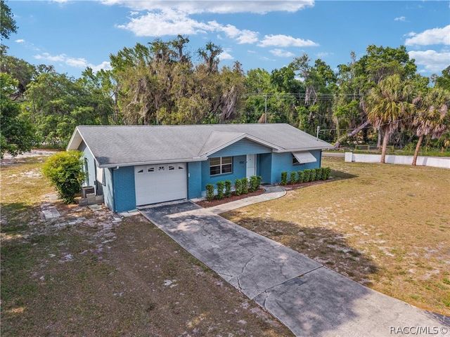 9317 E Crescent Drive, Inverness, FL 34450