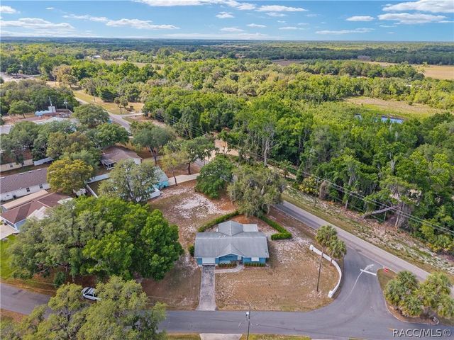 9317 E Crescent Drive, Inverness, FL 34450