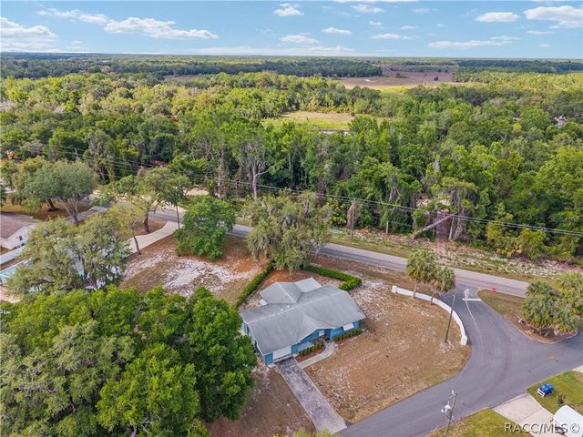 9317 E Crescent Drive, Inverness, FL 34450
