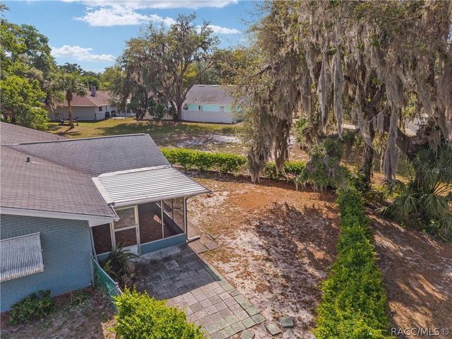 9317 E Crescent Drive, Inverness, FL 34450