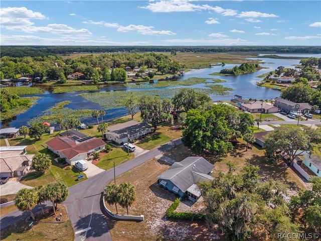 9317 E Crescent Drive, Inverness, FL 34450