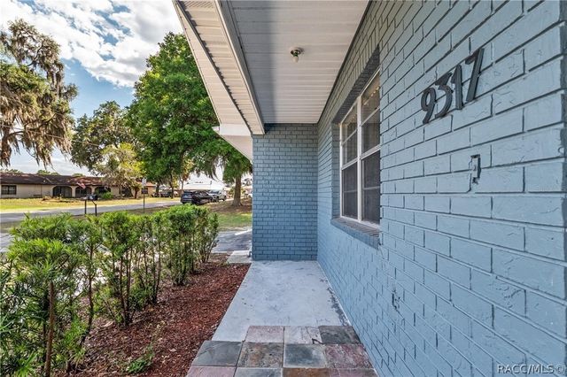 9317 E Crescent Drive, Inverness, FL 34450