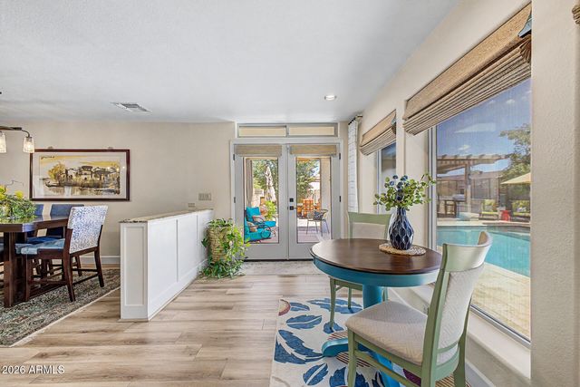 1711 E GRANDVIEW Street, Mesa, AZ 85203