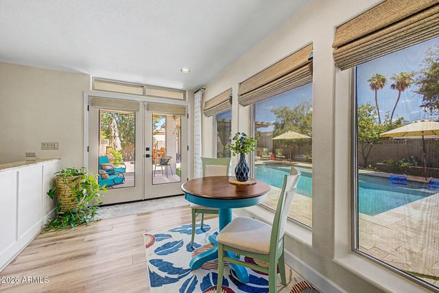 1711 E GRANDVIEW Street, Mesa, AZ 85203