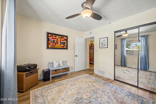 1711 E GRANDVIEW Street, Mesa, AZ 85203