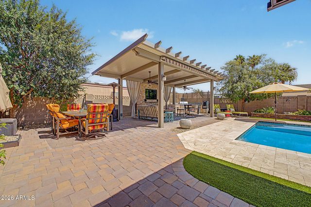 1711 E GRANDVIEW Street, Mesa, AZ 85203