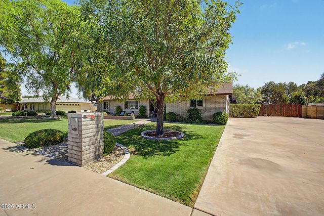 1711 E GRANDVIEW Street, Mesa, AZ 85203