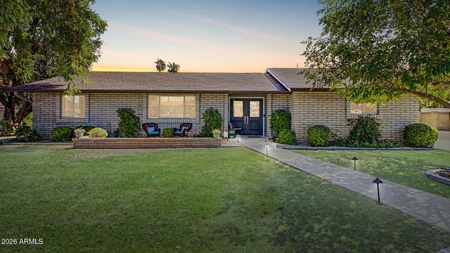 1711 E GRANDVIEW Street, Mesa, AZ 85203