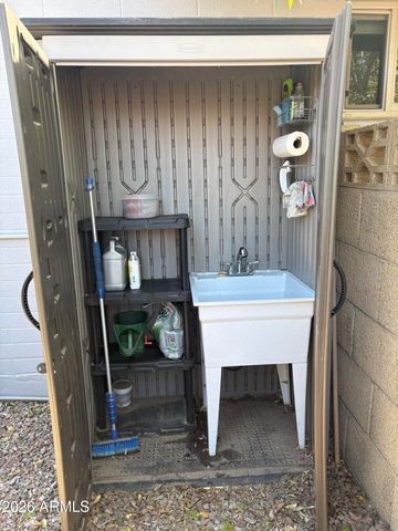 1711 E GRANDVIEW Street, Mesa, AZ 85203
