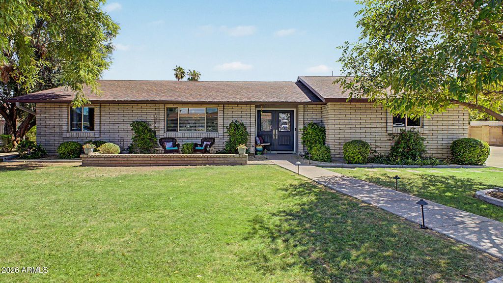 1711 E GRANDVIEW Street, Mesa, AZ 85203