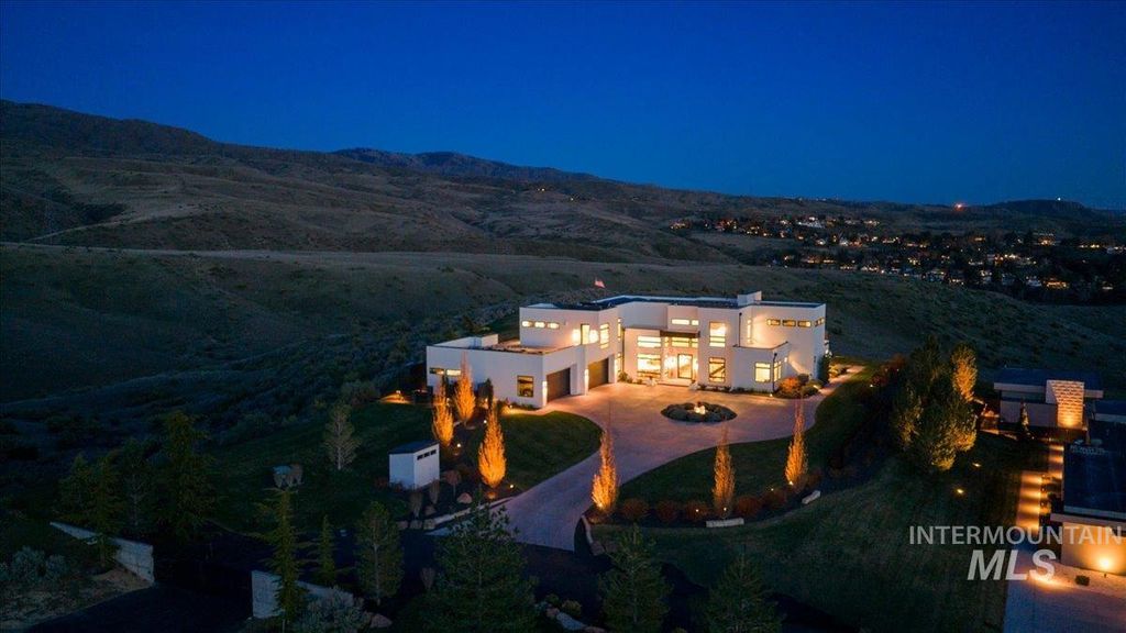 5496 N Bogus Basin Rd, Boise, ID 83702 photo 2