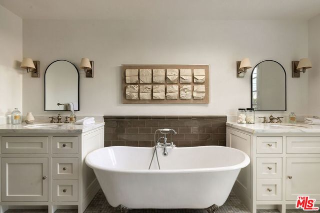 4830 Los Feliz Boulevard, Los Angeles, CA 90027