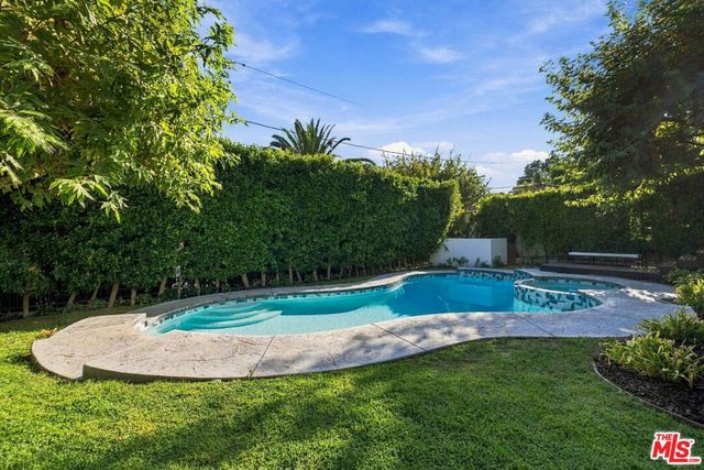 4830 Los Feliz Boulevard, Los Angeles, CA 90027