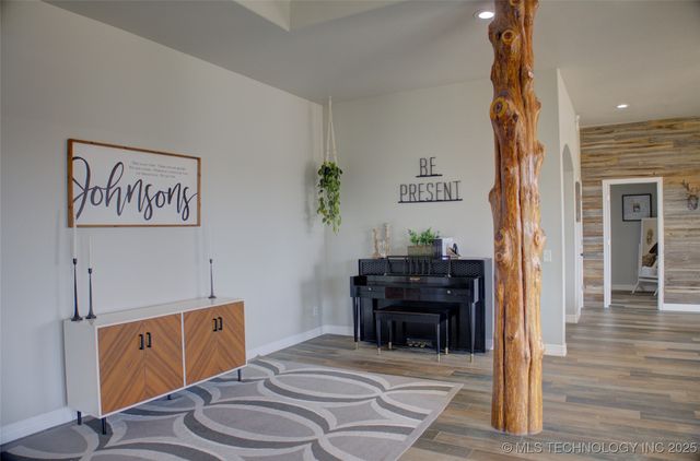 21275 N Javine Hill Road, Skiatook, OK 74070