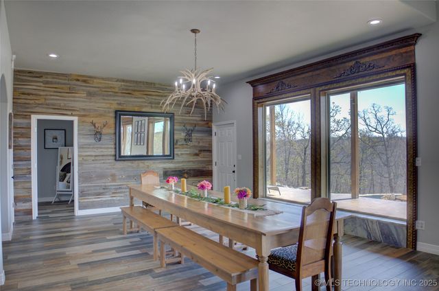 21275 N Javine Hill Road, Skiatook, OK 74070