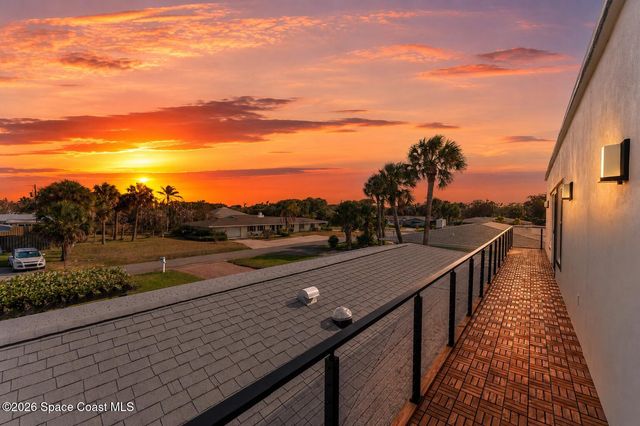 136 14th Avenue, Indialantic, FL 32903