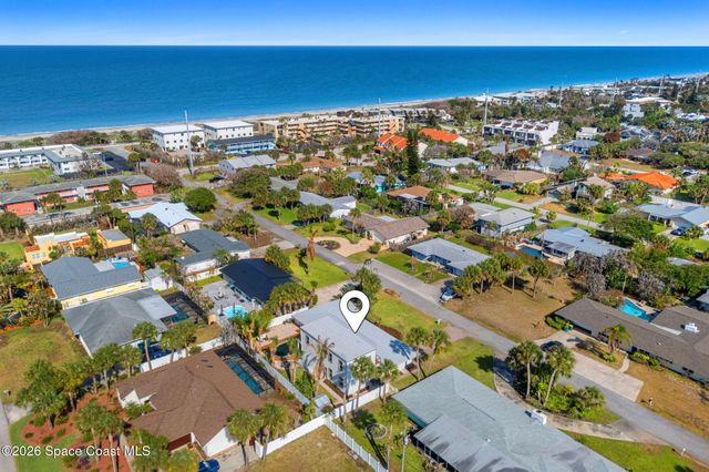 136 14th Avenue, Indialantic, FL 32903