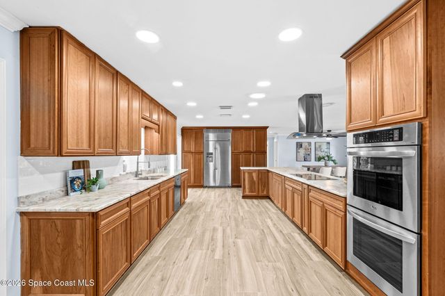 136 14th Avenue, Indialantic, FL 32903