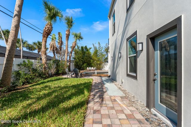 136 14th Avenue, Indialantic, FL 32903
