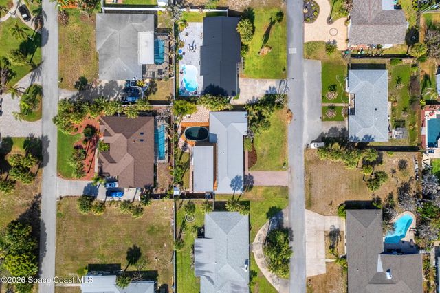 136 14th Avenue, Indialantic, FL 32903