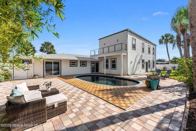 136 14th Avenue, Indialantic, FL 32903