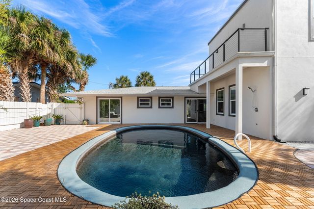 136 14th Avenue, Indialantic, FL 32903