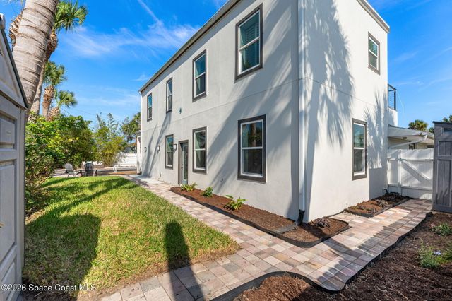 136 14th Avenue, Indialantic, FL 32903
