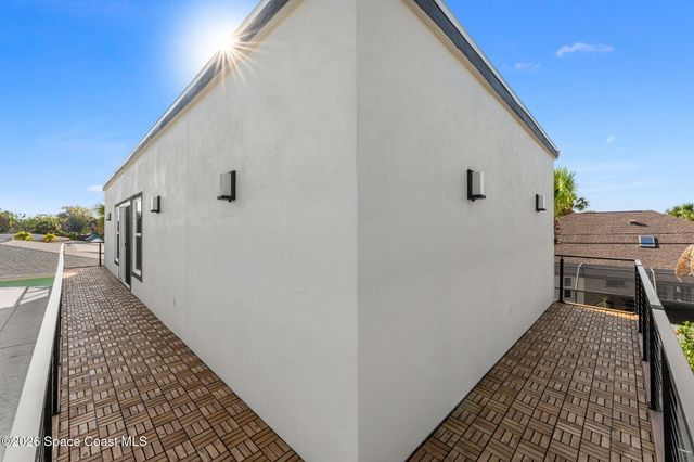 136 14th Avenue, Indialantic, FL 32903