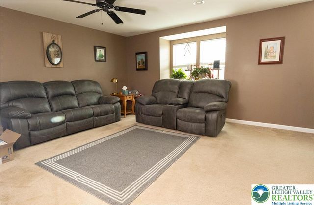 3632 Westminster Way, Upper Nazareth Twp, PA 18064