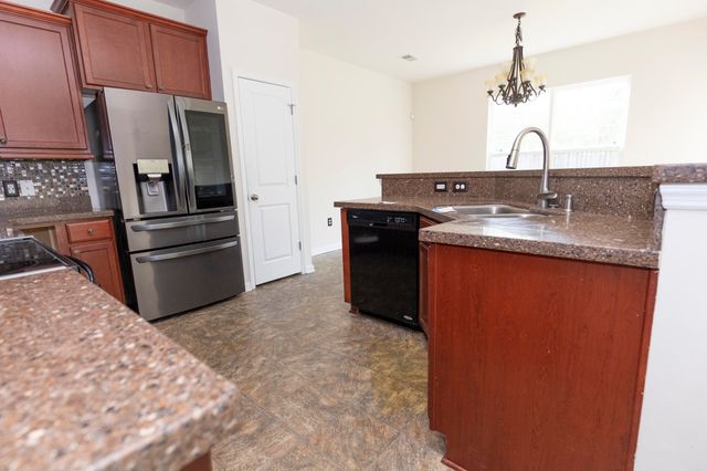 984 Augustine Court, Summerville, SC 29483