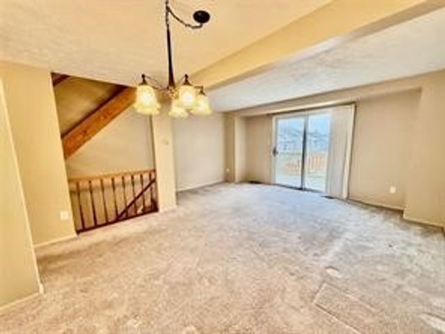 115 Saxonwald Ln, Castle Shannon, PA 15234