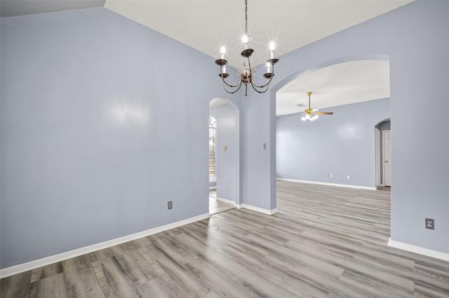 11563 Withers Way Circle, Houston, TX 77065