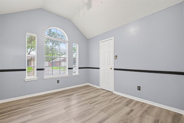 11563 Withers Way Circle, Houston, TX 77065