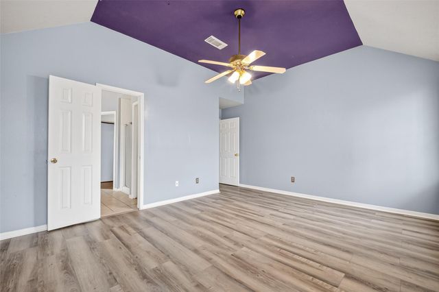 11563 Withers Way Circle, Houston, TX 77065