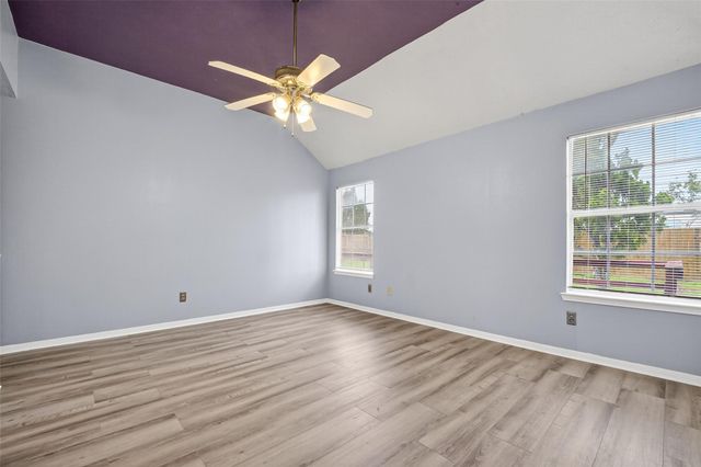 11563 Withers Way Circle, Houston, TX 77065