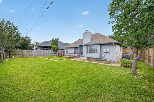 11563 Withers Way Circle, Houston, TX 77065