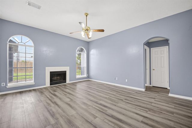 11563 Withers Way Circle, Houston, TX 77065