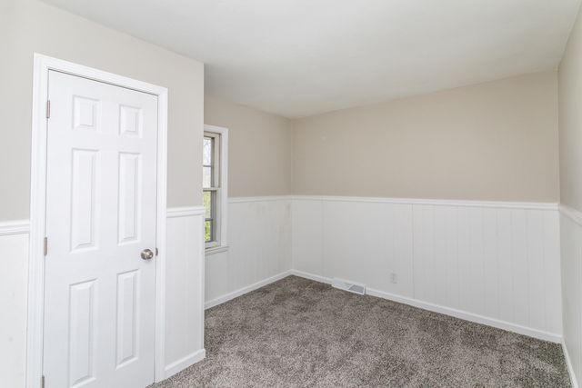 2403 N CREASY SPRINGS RD, Columbia, MO 65202