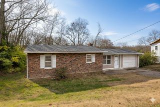 2403 N CREASY SPRINGS RD, Columbia, MO 65202