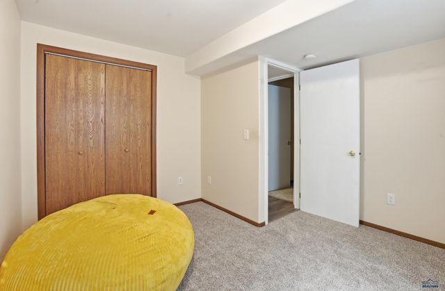 3915 GALLATIN AVE, Spearfish, SD 57783