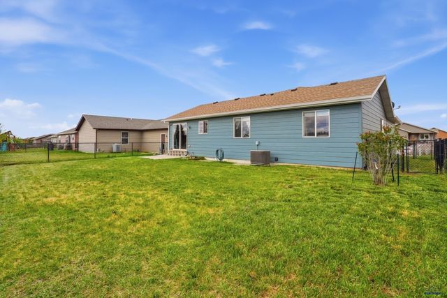 3915 GALLATIN AVE, Spearfish, SD 57783