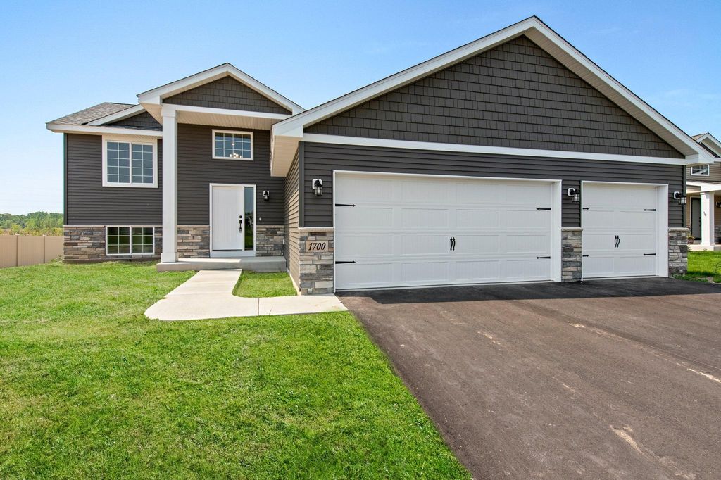 581 Sienna Drive, Watertown, MN 55388