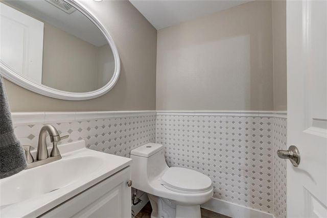 2632 N Brenda Avenue, Bethany, OK 73008